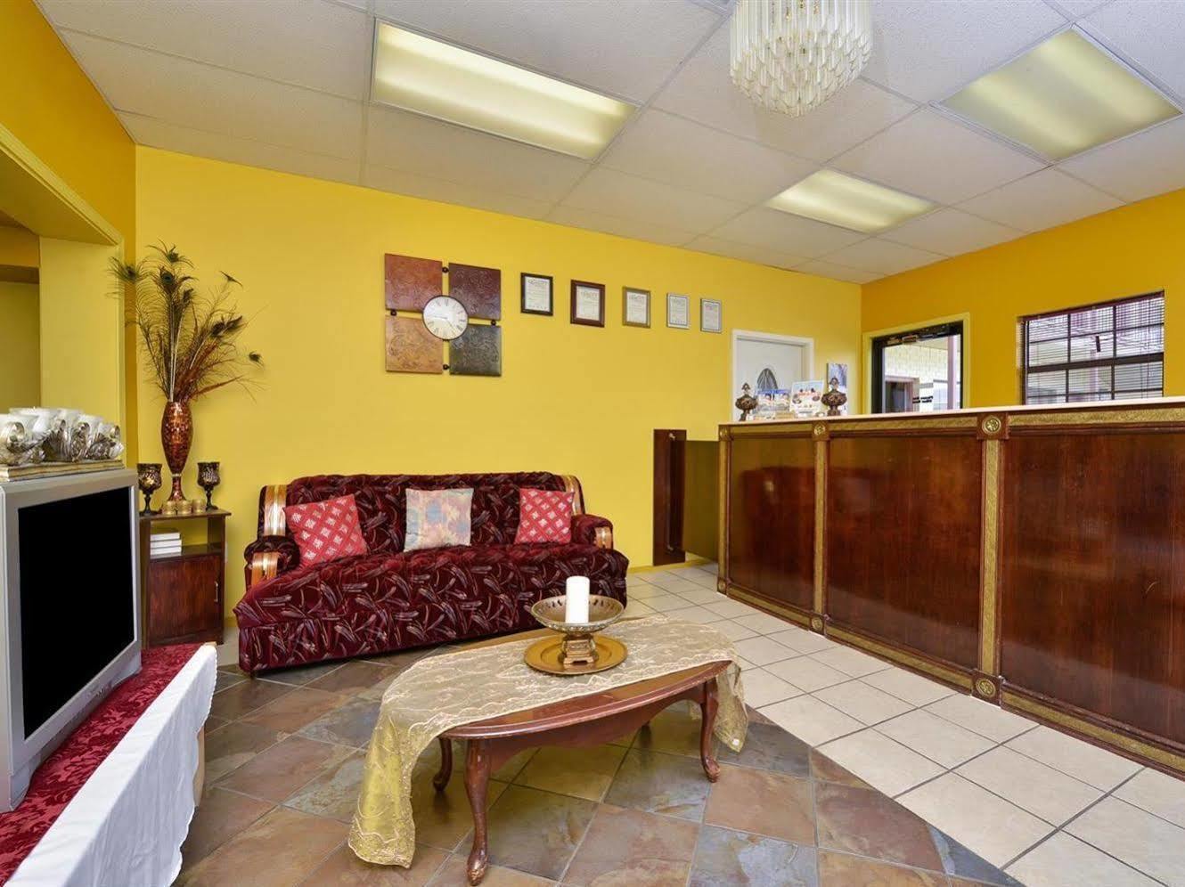 Americas Best Value Inn & Suites Russellville Eksteriør bilde