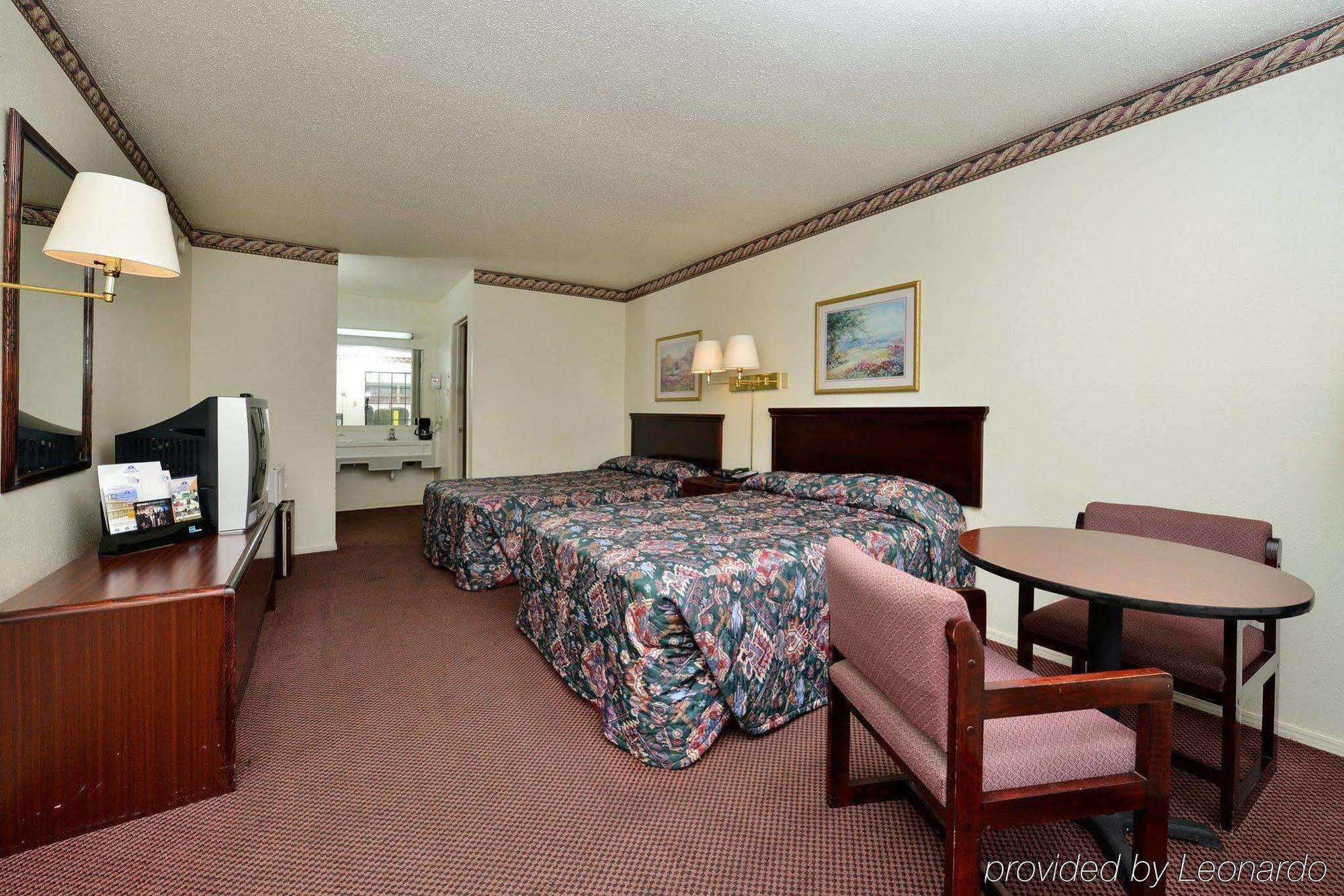 Americas Best Value Inn & Suites Russellville Eksteriør bilde